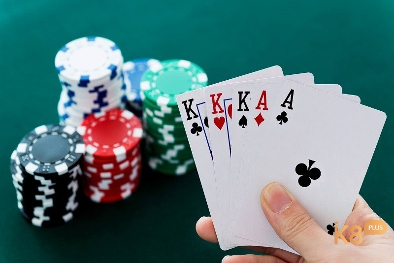 Cù lũ trong luật chơi poker