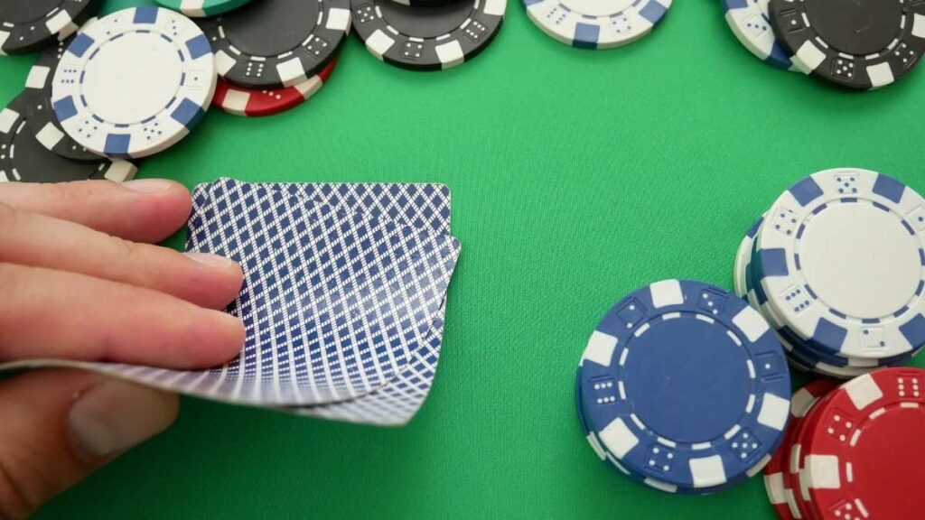 Steal poker là gì? Một số mẹo chơi Steal poker hiệu quả