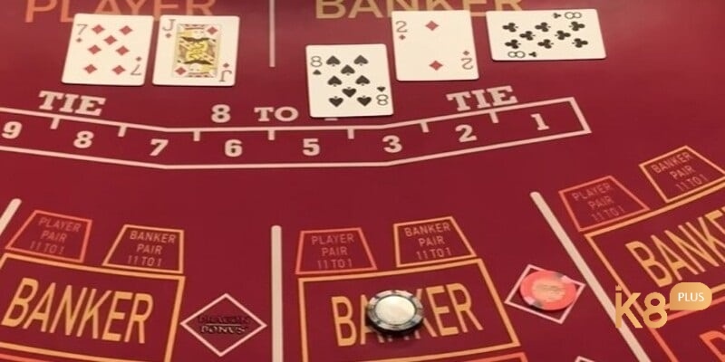Baccarat banque – biến thể cân bằng giữa luật cố định và quyền quyết định