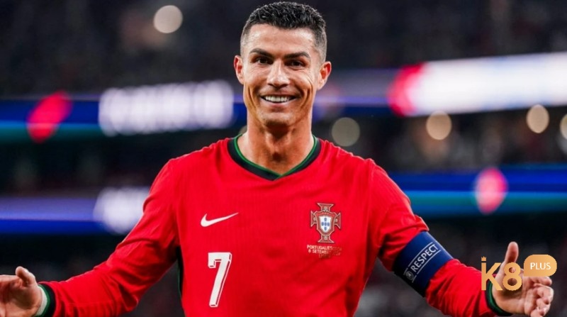 CR7 lập kỷ lục ghi bàn 5 kỳ World Cup liên tiếp đầy kiên trì